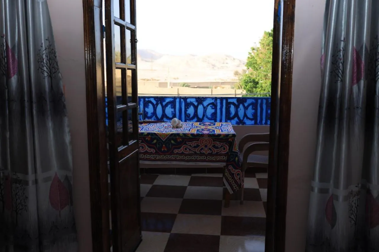 شقة Ahmed Mulatam House الأقصر